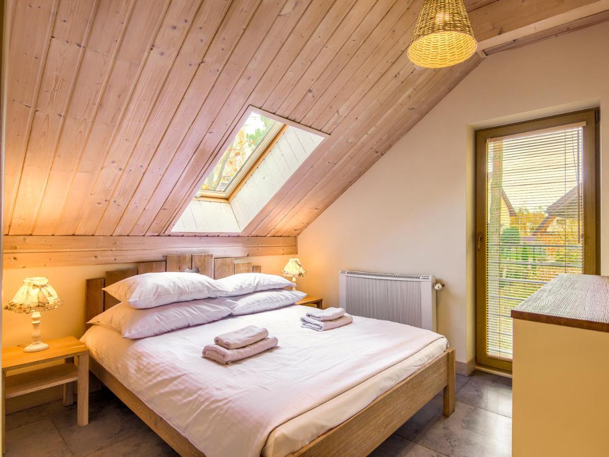 Mazursko - Komfortowe Domy 8 Osobowe Nad Jeziorem, Balia Lub Sauna 克雷托维尼 外观 照片