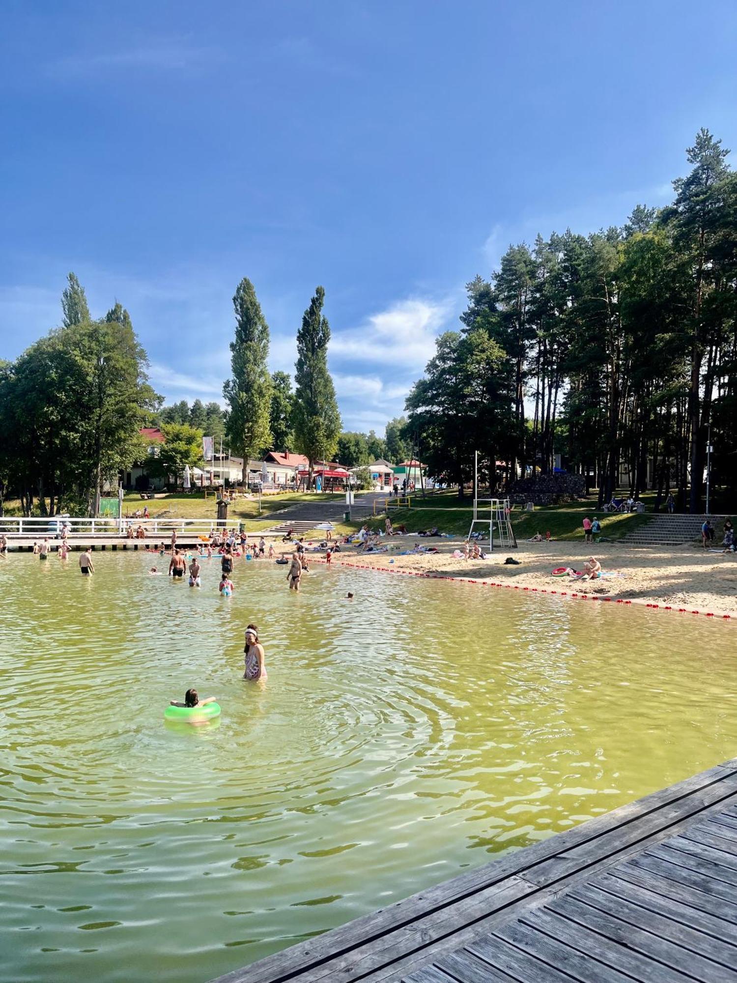 Mazursko - Komfortowe Domy 8 Osobowe Nad Jeziorem, Balia Lub Sauna 克雷托维尼 外观 照片